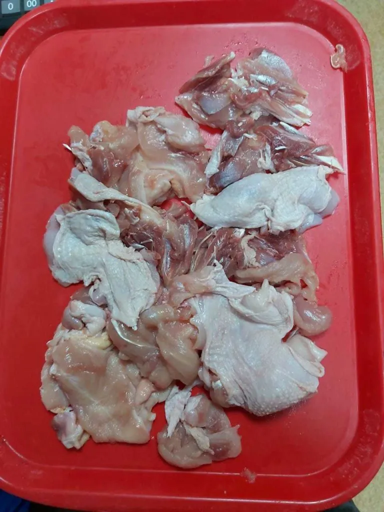 бескостное мясо птицы в Омске