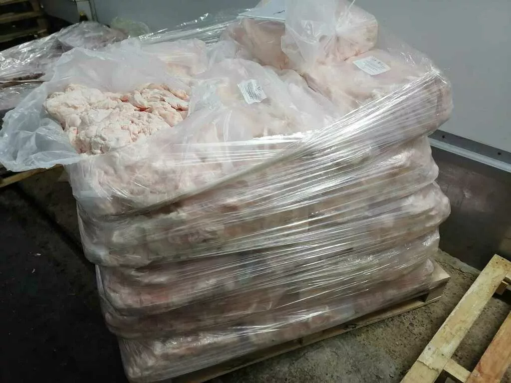 жир сырец свиной 1 категории и кишечный в Омске